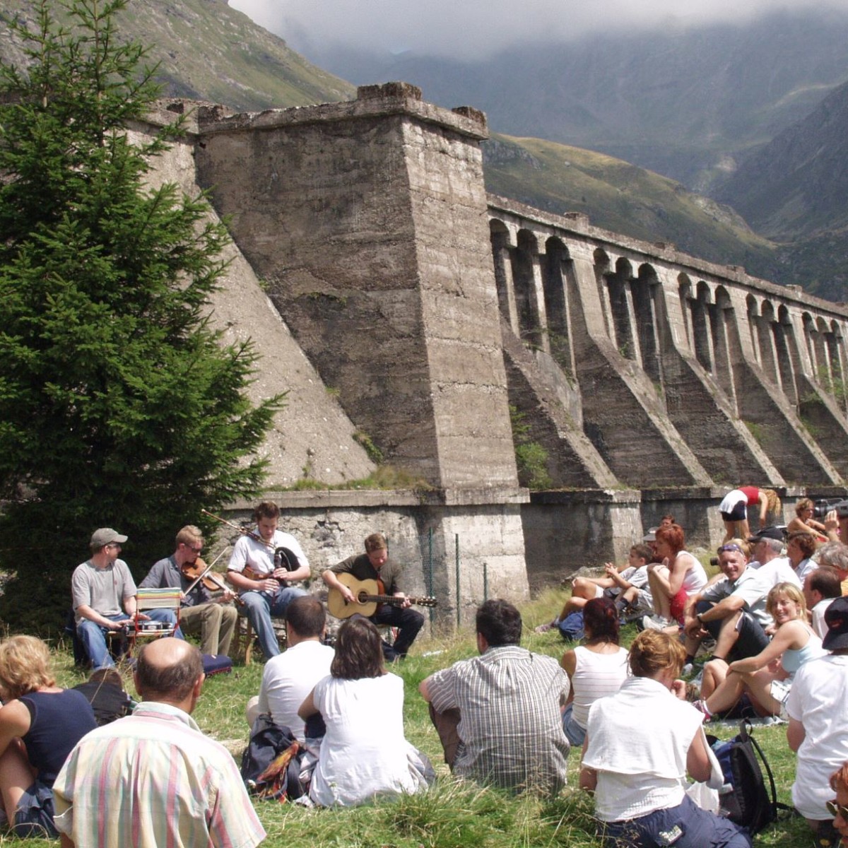 Celebrazioni alla diga per l’80esimo anniversario del crollo (6)
