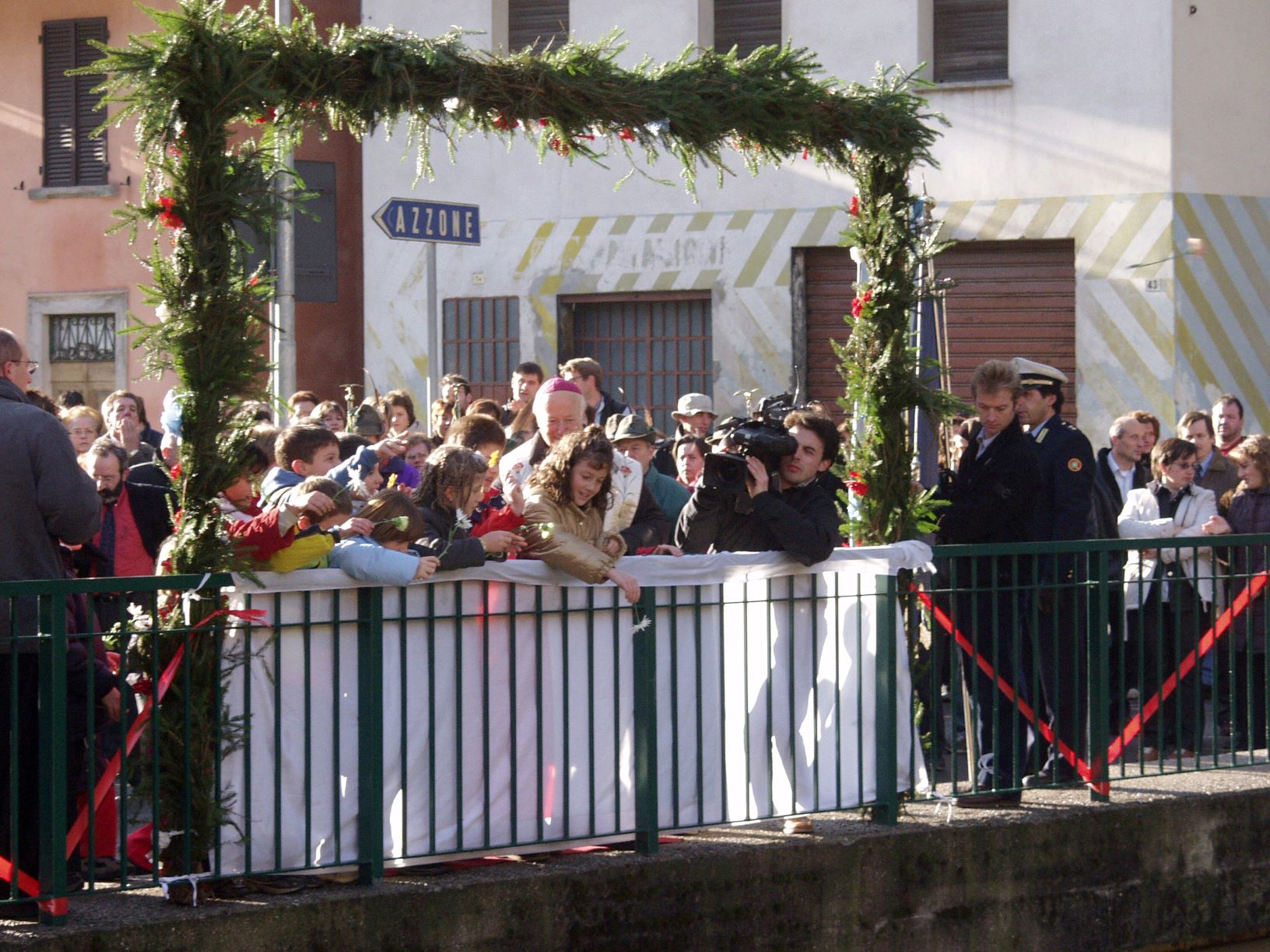 Celebrazioni per l'80esimo anniversario del disastro (9)